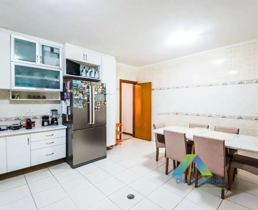 Sobrado para alugar com 4 quartos, 280m² - Foto 5