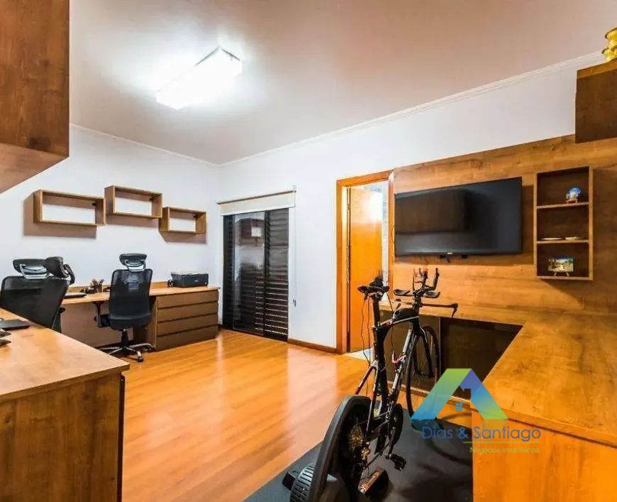 Sobrado para alugar com 4 quartos, 280m² - Foto 21