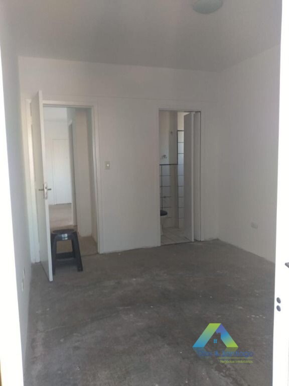 Apartamento à venda com 2 quartos, 79m² - Foto 11