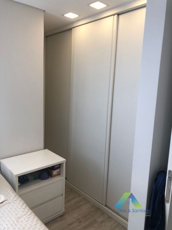 Apartamento à venda com 1 quarto, 57m² - Foto 9