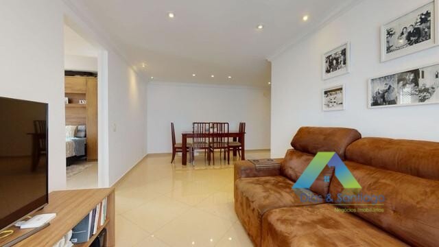 Apartamento à venda com 2 quartos, 62m² - Foto 12