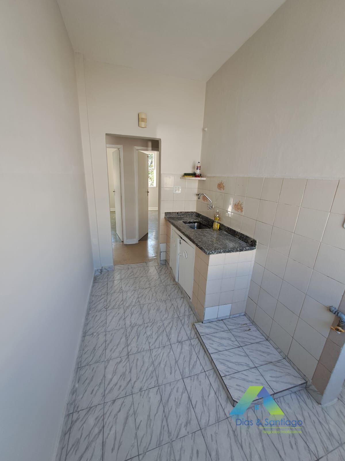 Apartamento à venda com 2 quartos, 58m² - Foto 4