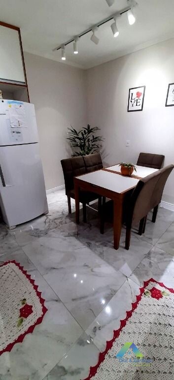 Apartamento à venda com 2 quartos, 70m² - Foto 9