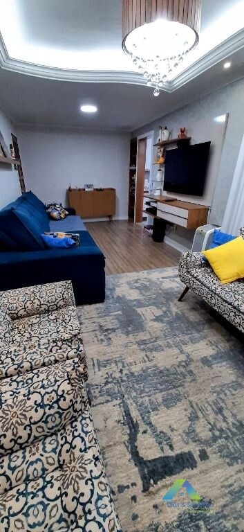 Apartamento à venda com 2 quartos, 70m² - Foto 7