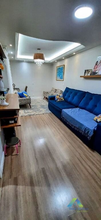 Apartamento à venda com 2 quartos, 70m² - Foto 6