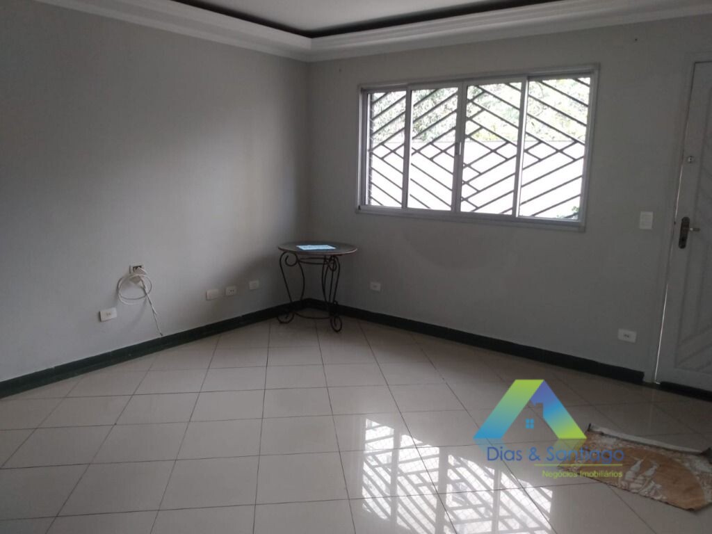 Sobrado à venda com 4 quartos, 140m² - Foto 1