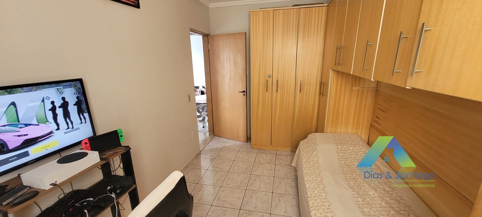 Apartamento à venda com 2 quartos, 70m² - Foto 11