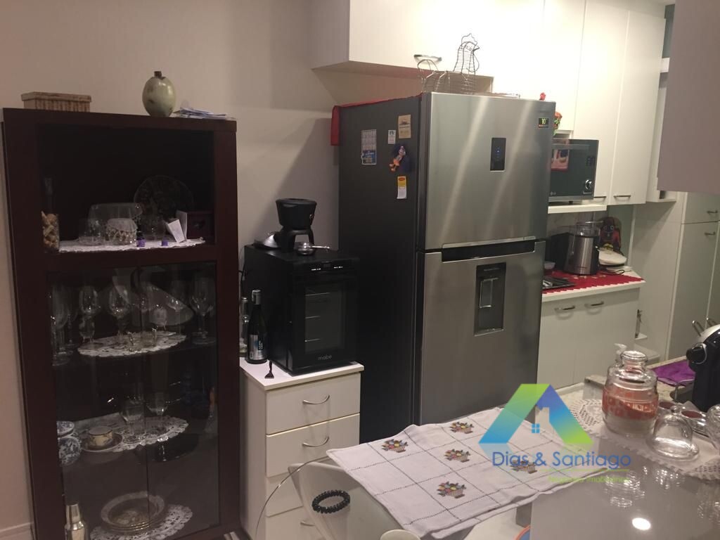 Apartamento à venda com 2 quartos, 68m² - Foto 1