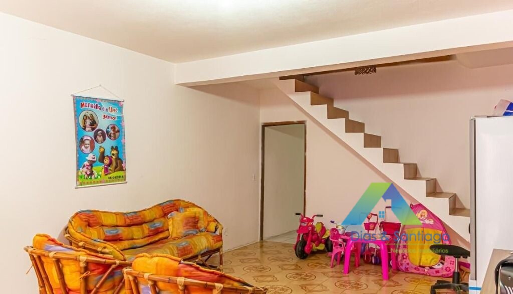 Sobrado à venda com 4 quartos, 140m² - Foto 1