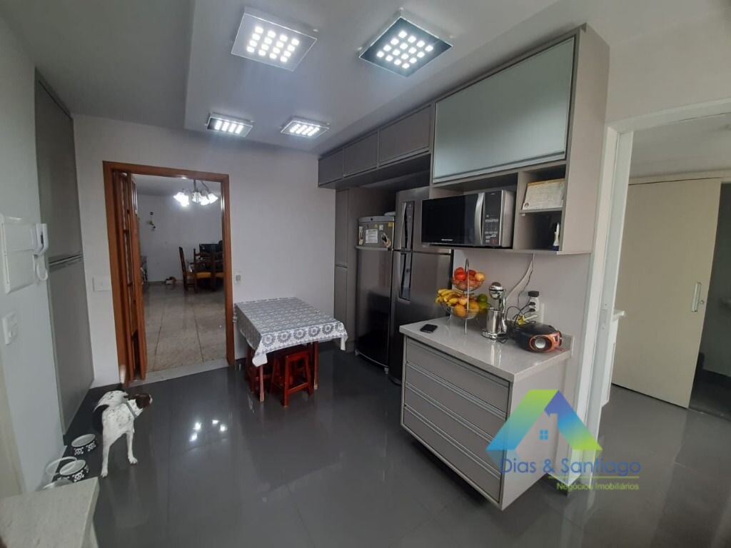 Apartamento à venda com 4 quartos, 138m² - Foto 13