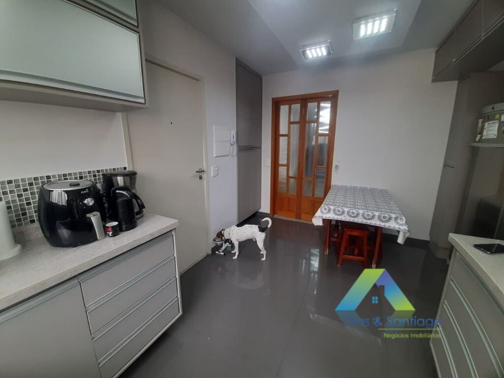 Apartamento à venda com 4 quartos, 138m² - Foto 6