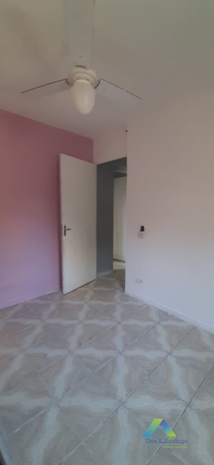 Apartamento à venda com 2 quartos, 64m² - Foto 9