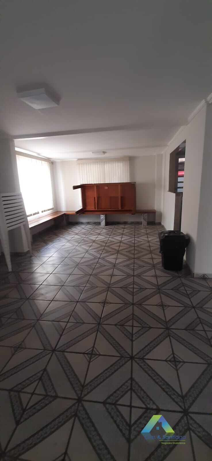 Apartamento à venda com 2 quartos, 64m² - Foto 32