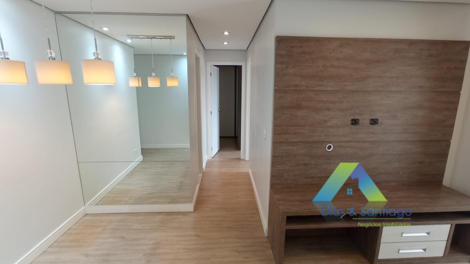 Apartamento à venda com 2 quartos, 63m² - Foto 9