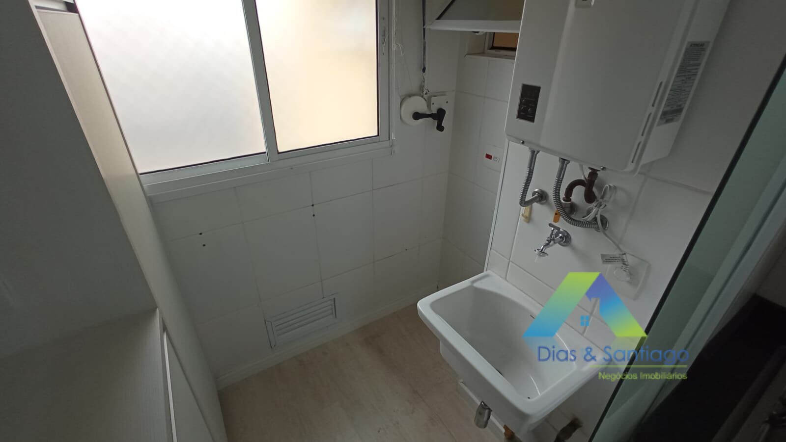 Apartamento à venda com 2 quartos, 63m² - Foto 26