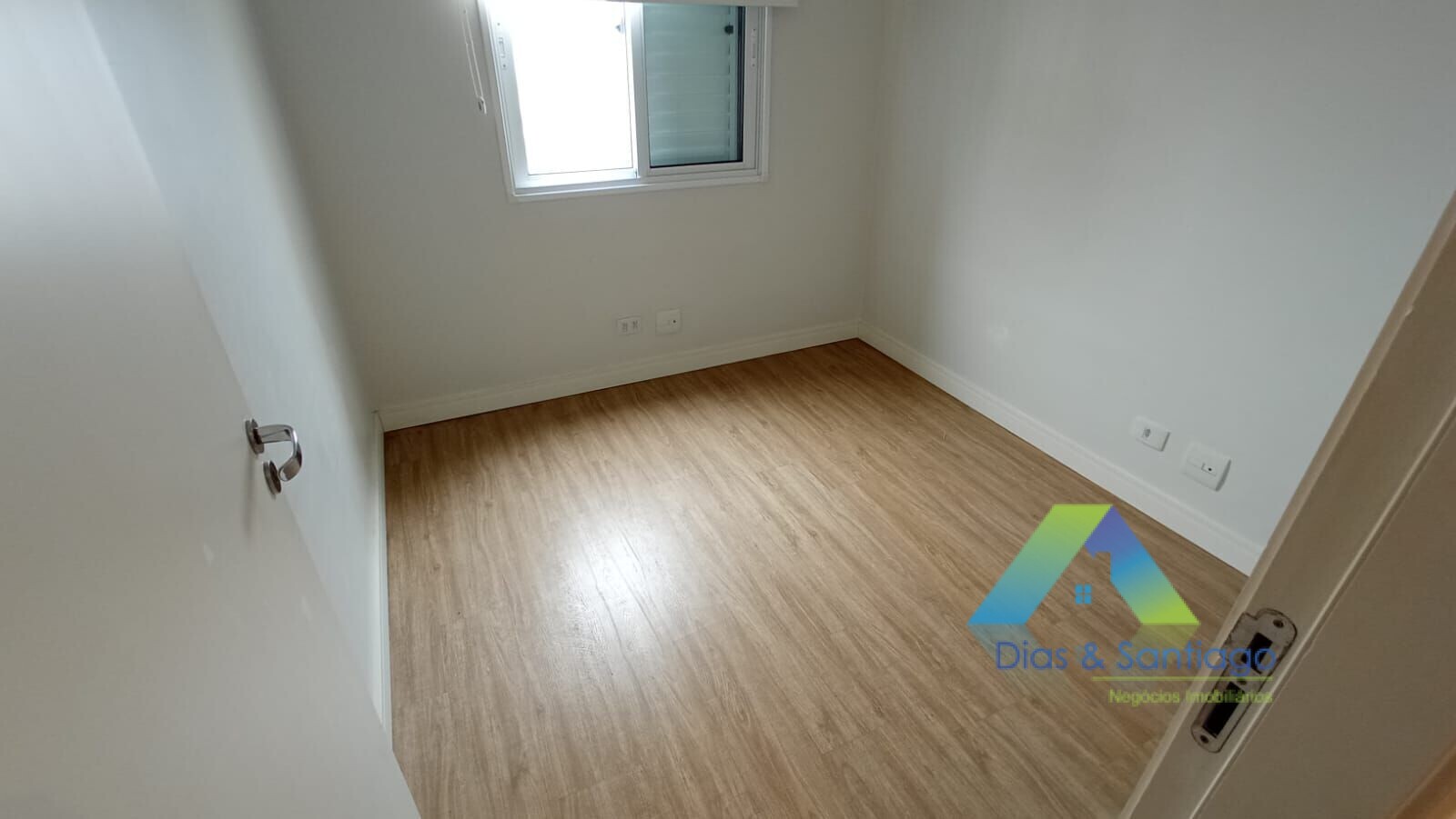 Apartamento à venda com 2 quartos, 63m² - Foto 19