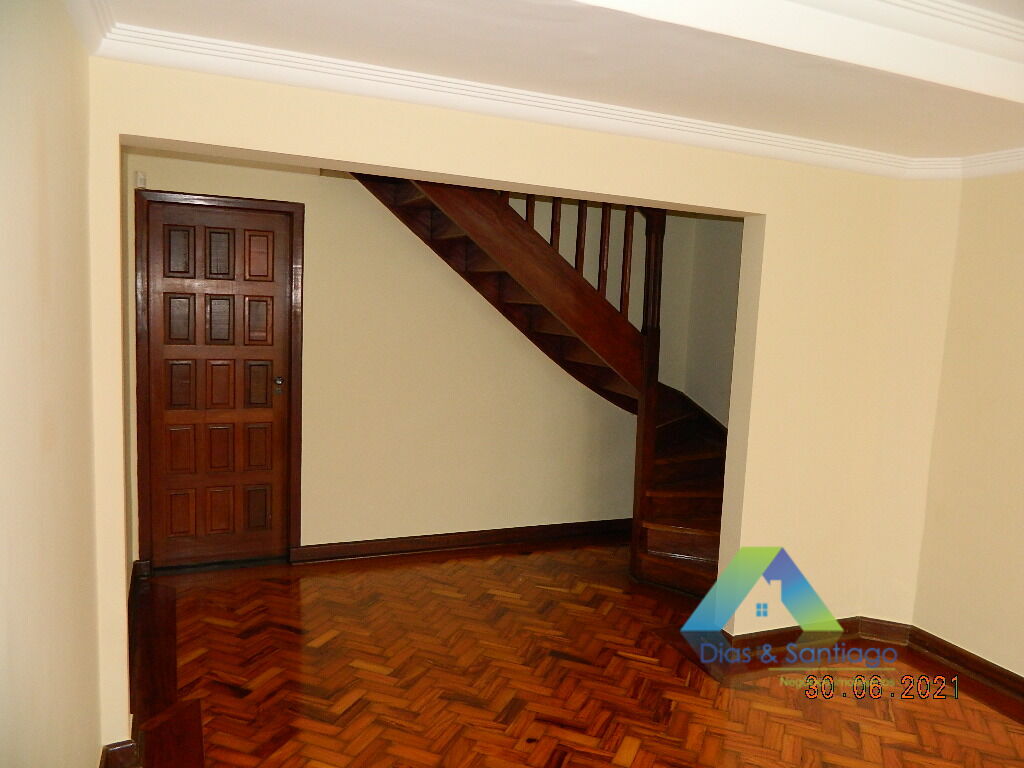 Sobrado para alugar com 2 quartos, 92m² - Foto 1