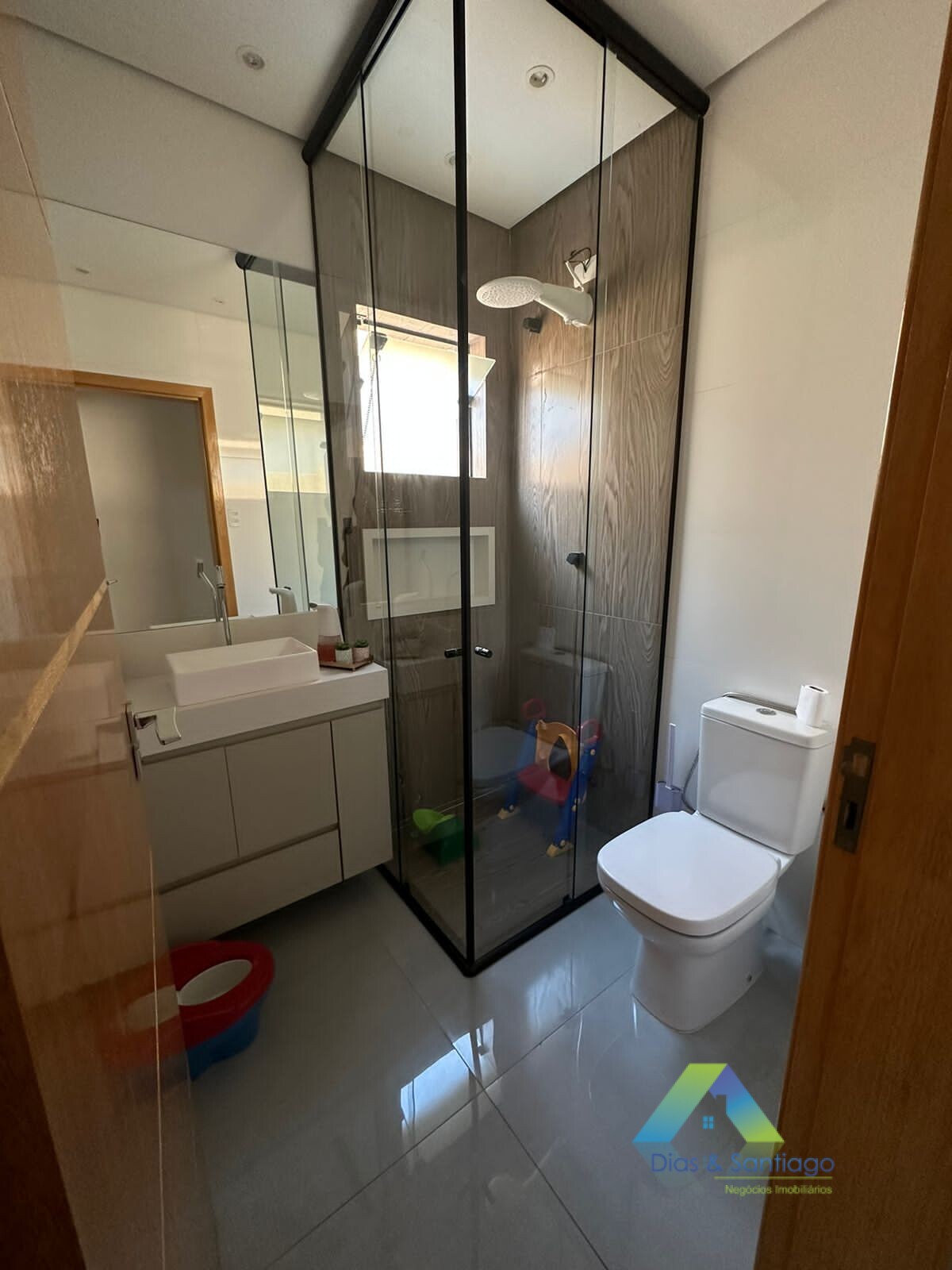 Casa à venda com 2 quartos, 190m² - Foto 10