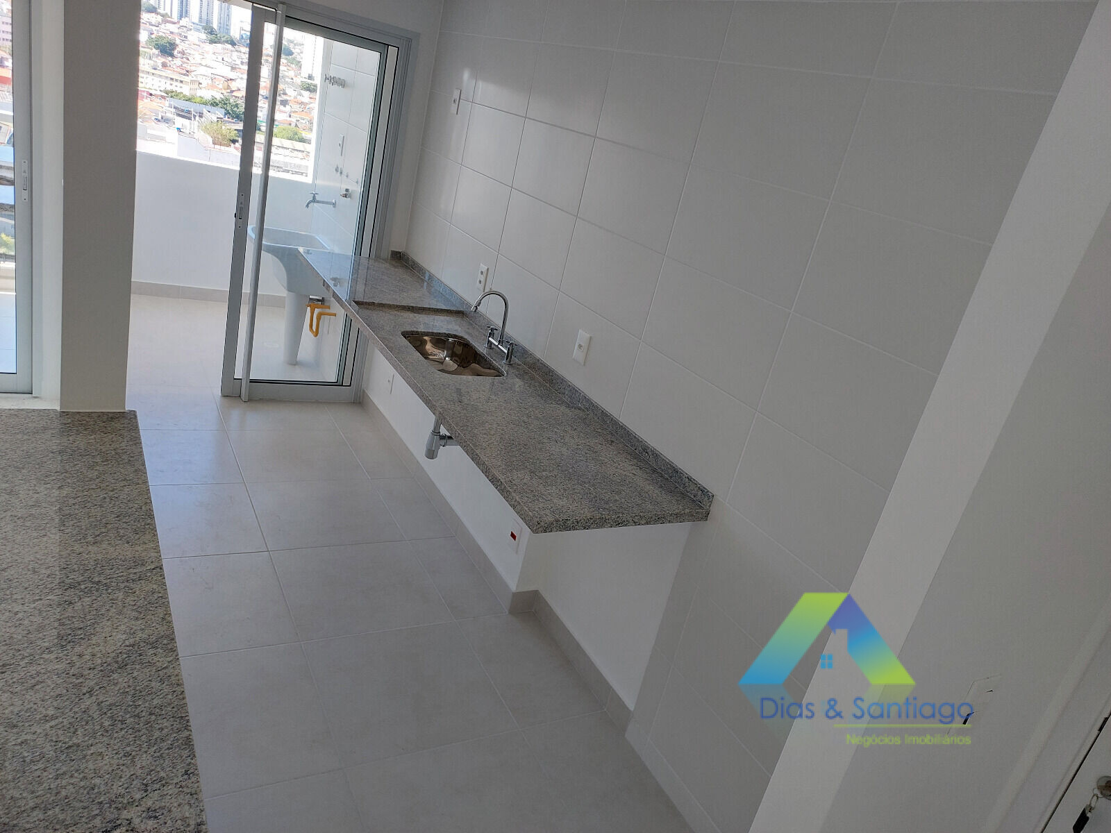 Apartamento à venda com 2 quartos, 64m² - Foto 10