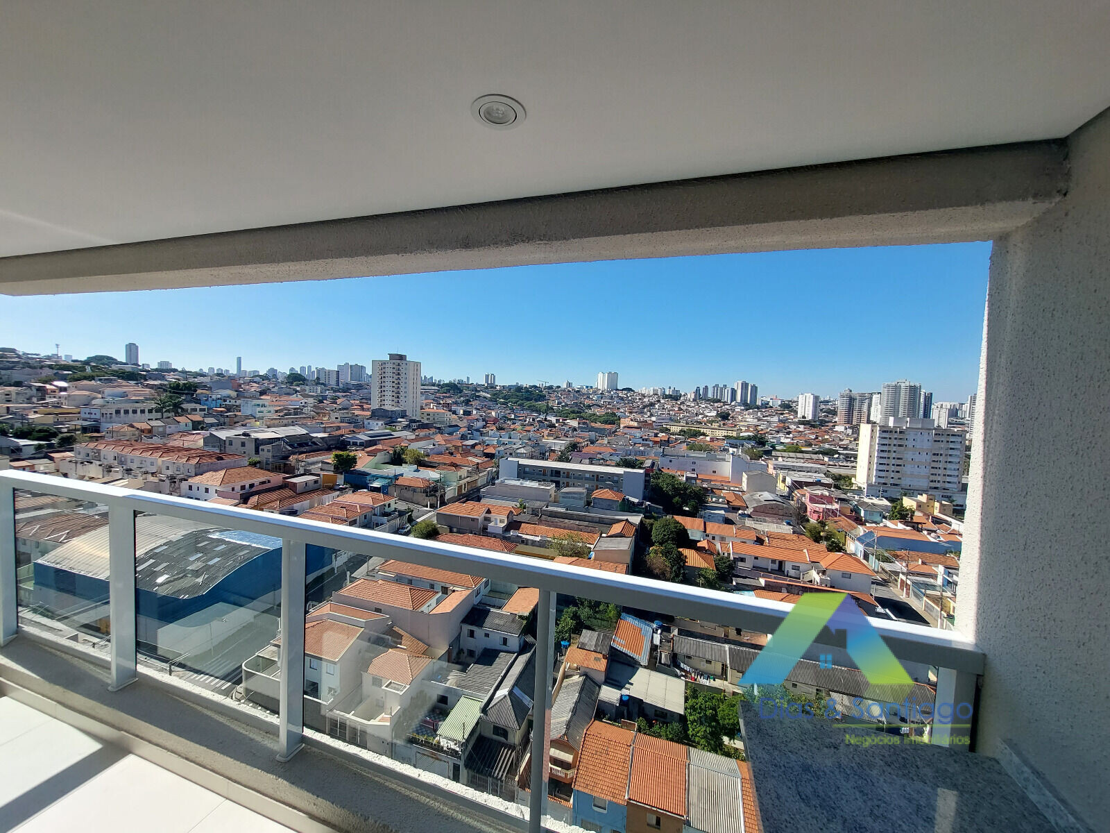 Apartamento à venda com 2 quartos, 64m² - Foto 1