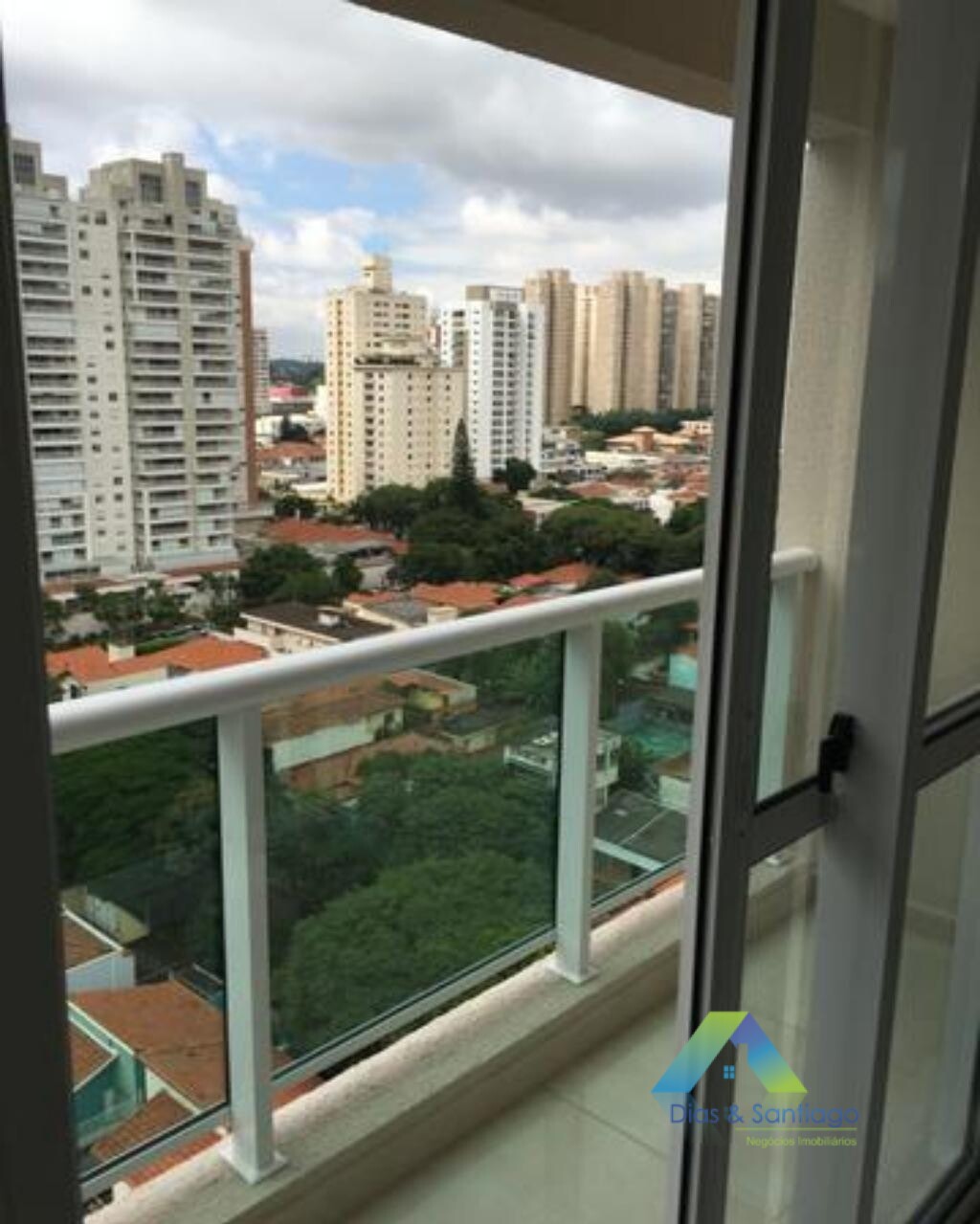 Apartamento à venda com 1 quarto, 60m² - Foto 9