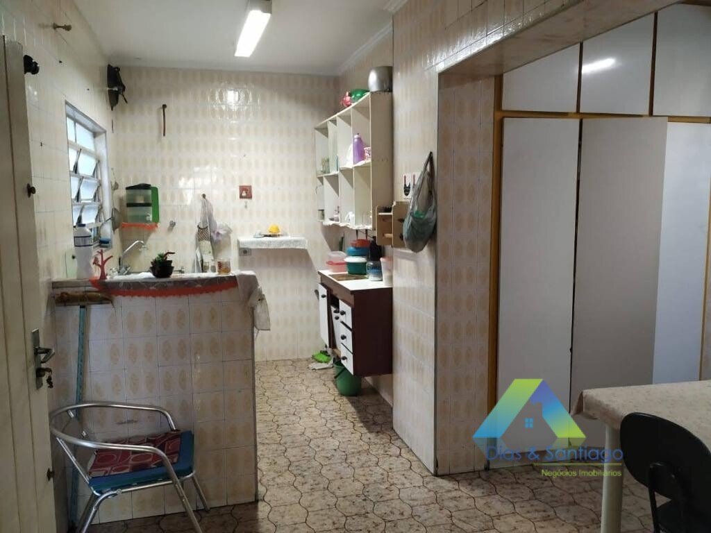 Sobrado à venda com 3 quartos, 260m² - Foto 14