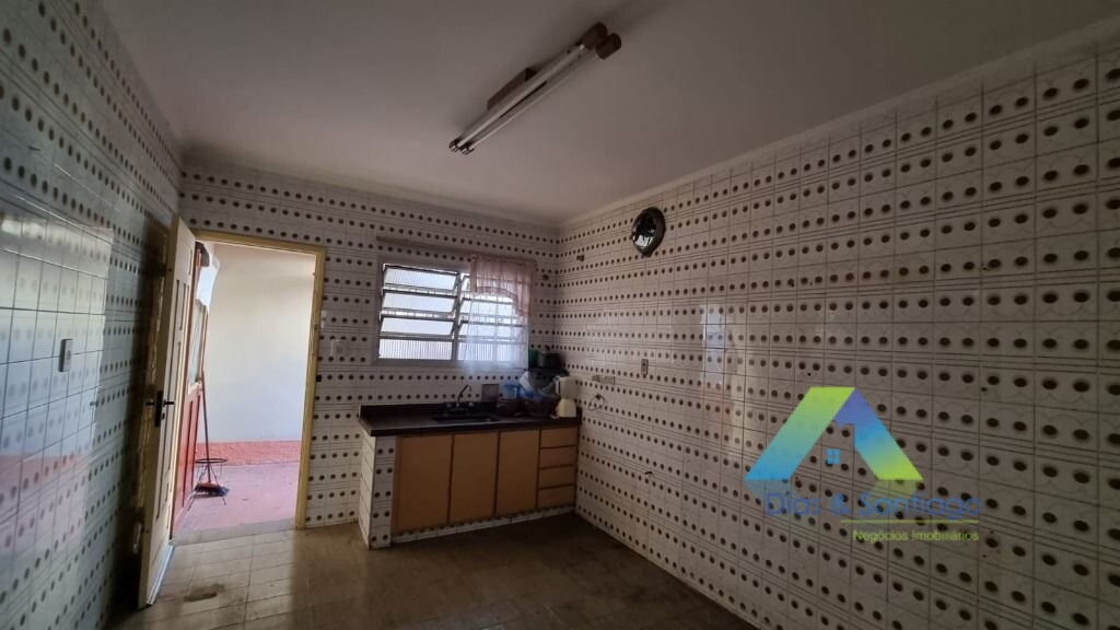 Sobrado à venda com 2 quartos, 152m² - Foto 5