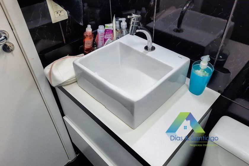 Apartamento à venda com 3 quartos, 80m² - Foto 19