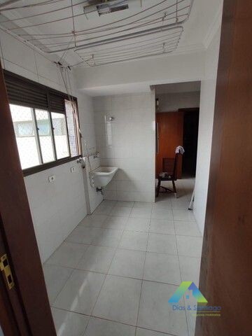 Apartamento à venda com 4 quartos, 140m² - Foto 4