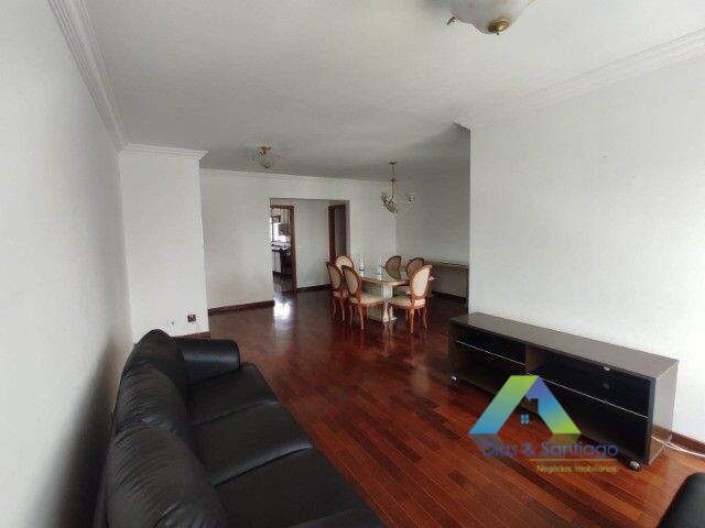 Apartamento à venda com 4 quartos, 140m² - Foto 5