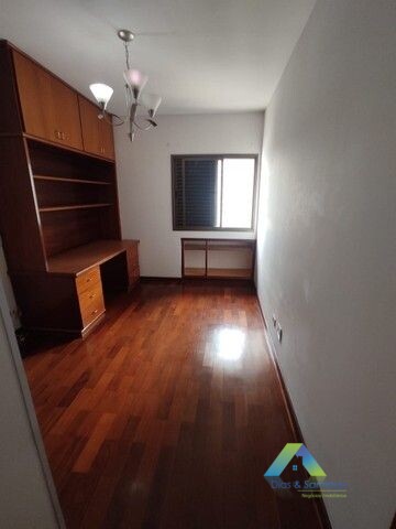 Apartamento à venda com 4 quartos, 140m² - Foto 11