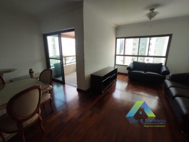 Apartamento à venda com 4 quartos, 140m² - Foto 1