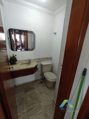 Apartamento à venda com 4 quartos, 140m² - Foto 12