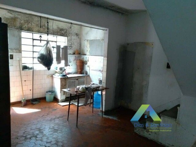 Sobrado à venda com 2 quartos, 185m² - Foto 3