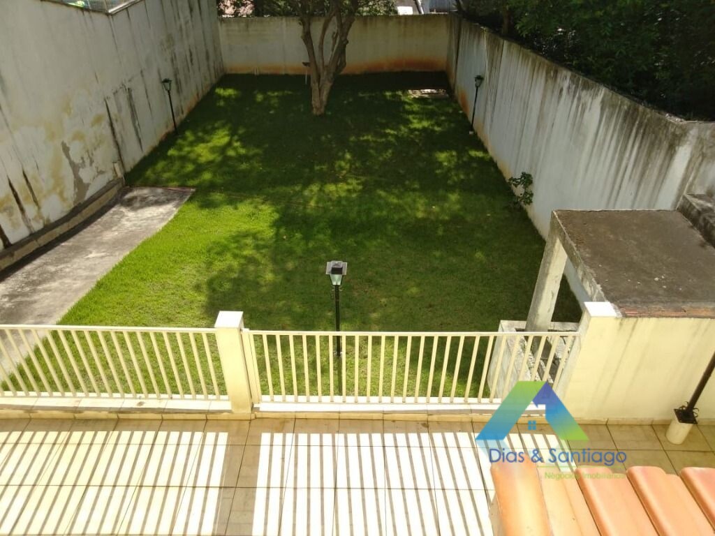 Sobrado à venda com 3 quartos, 480m² - Foto 23