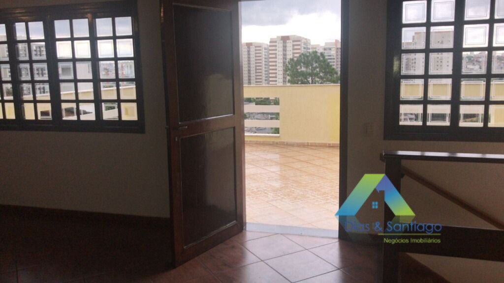 Sobrado à venda com 3 quartos, 480m² - Foto 8