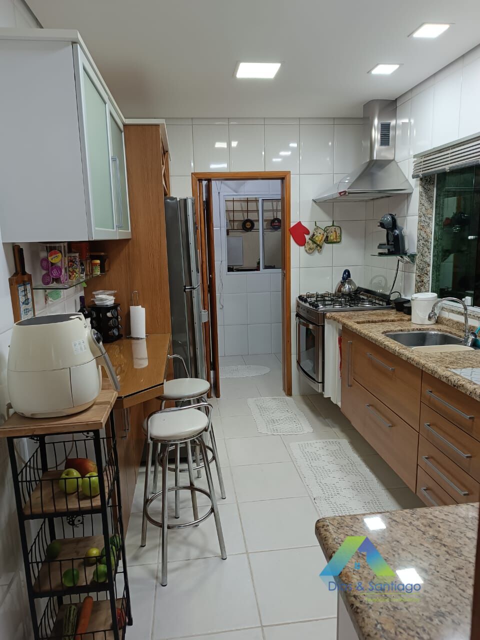 Casa à venda com 3 quartos, 190m² - Foto 18