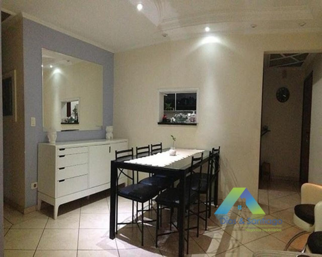 Apartamento à venda com 3 quartos, 70m² - Foto 2