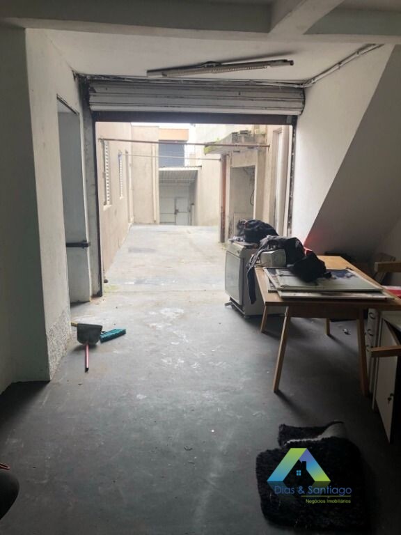 Sobrado à venda com 3 quartos, 300m² - Foto 7