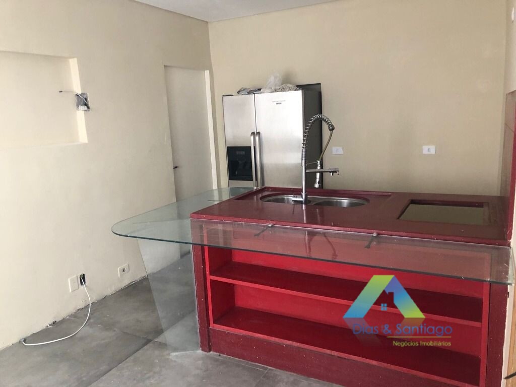 Sobrado à venda com 3 quartos, 300m² - Foto 4