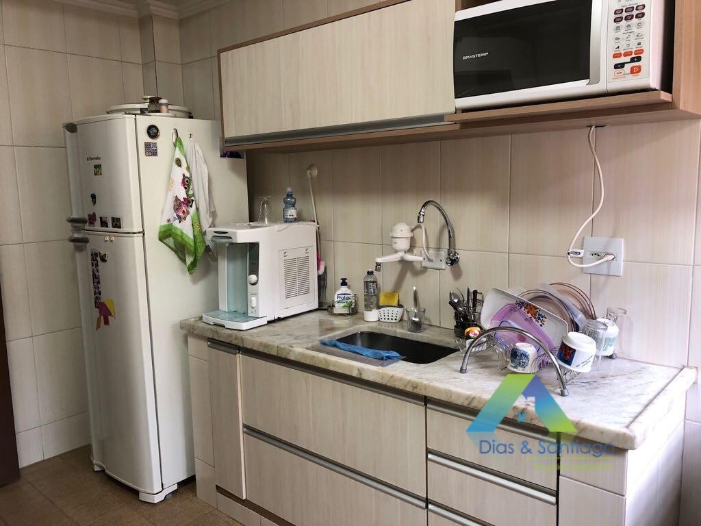 Sobrado à venda com 4 quartos, 260m² - Foto 3