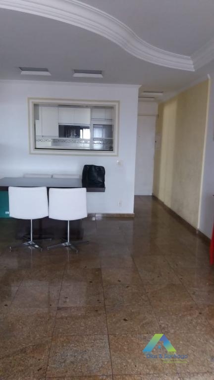 Apartamento à venda com 3 quartos, 94m² - Foto 3