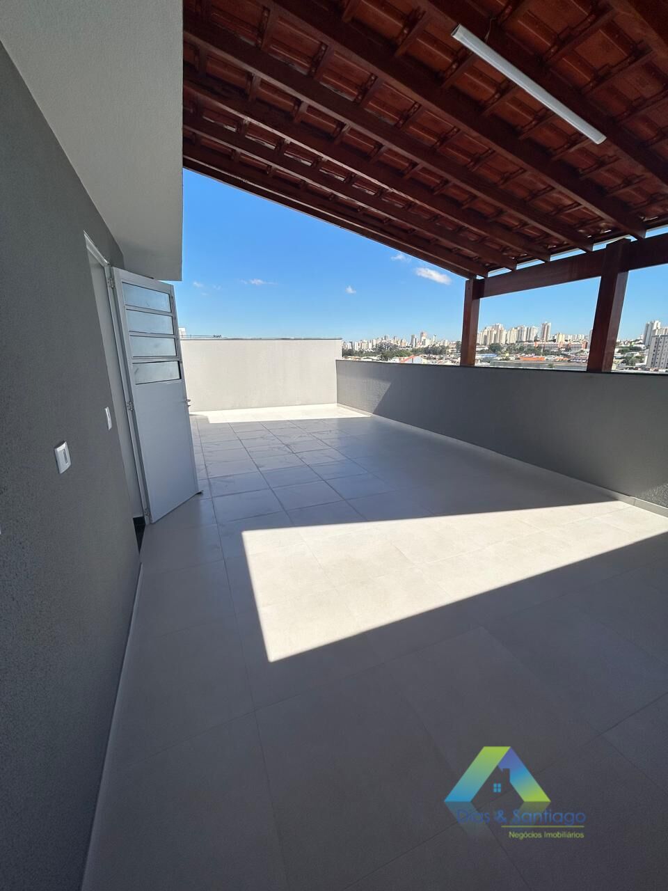 Cobertura à venda com 2 quartos, 93m² - Foto 2