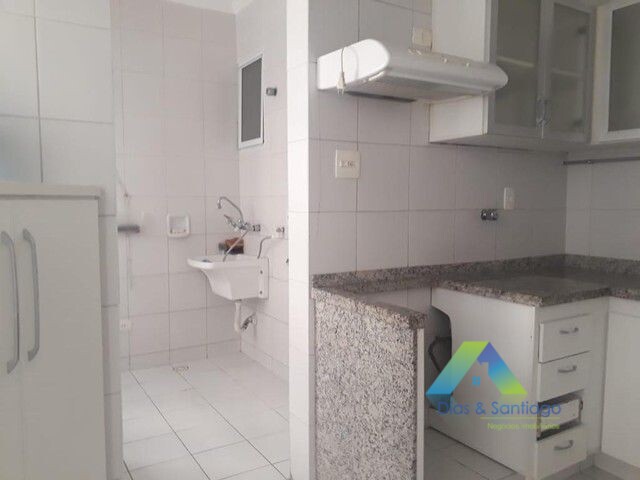 Apartamento à venda com 2 quartos, 95m² - Foto 2