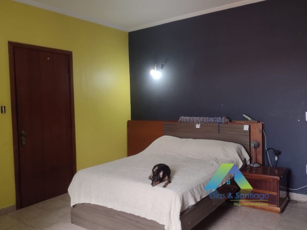 Sobrado à venda com 4 quartos, 174m² - Foto 2