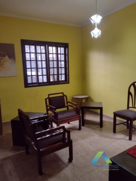 Sobrado à venda com 4 quartos, 174m² - Foto 1