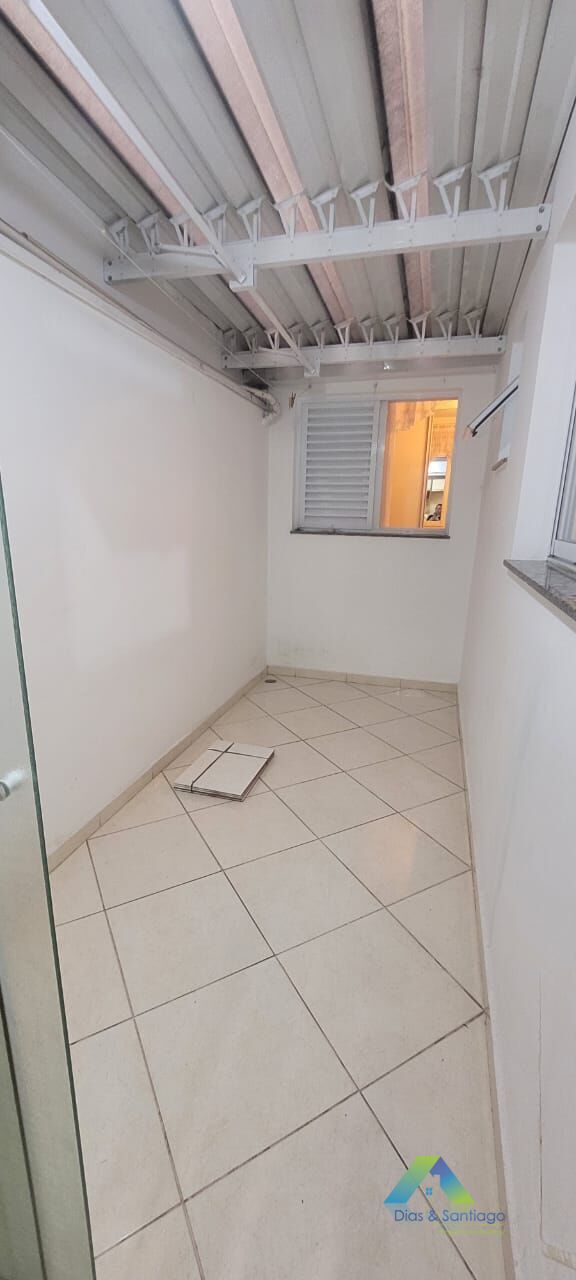 Apartamento à venda com 2 quartos, 68m² - Foto 9