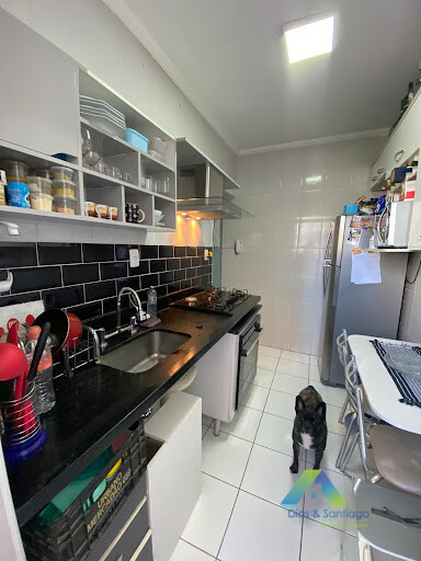 Apartamento à venda com 1 quarto, 33m² - Foto 4