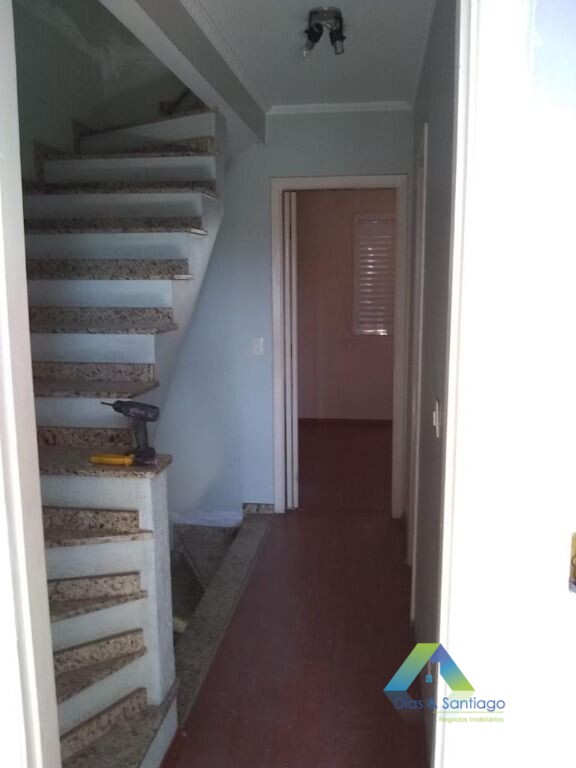 Sobrado à venda com 3 quartos, 165m² - Foto 1