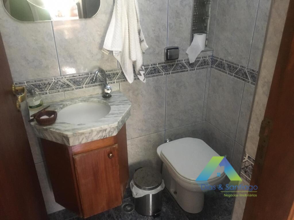 Sobrado à venda com 3 quartos, 250m² - Foto 13